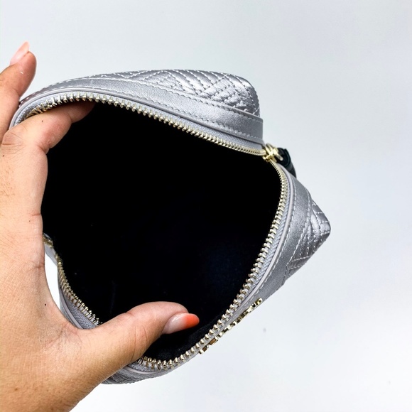 NWOT HEIRLOOM Quilted Leather Makeup Bag - Picture 4 of 4